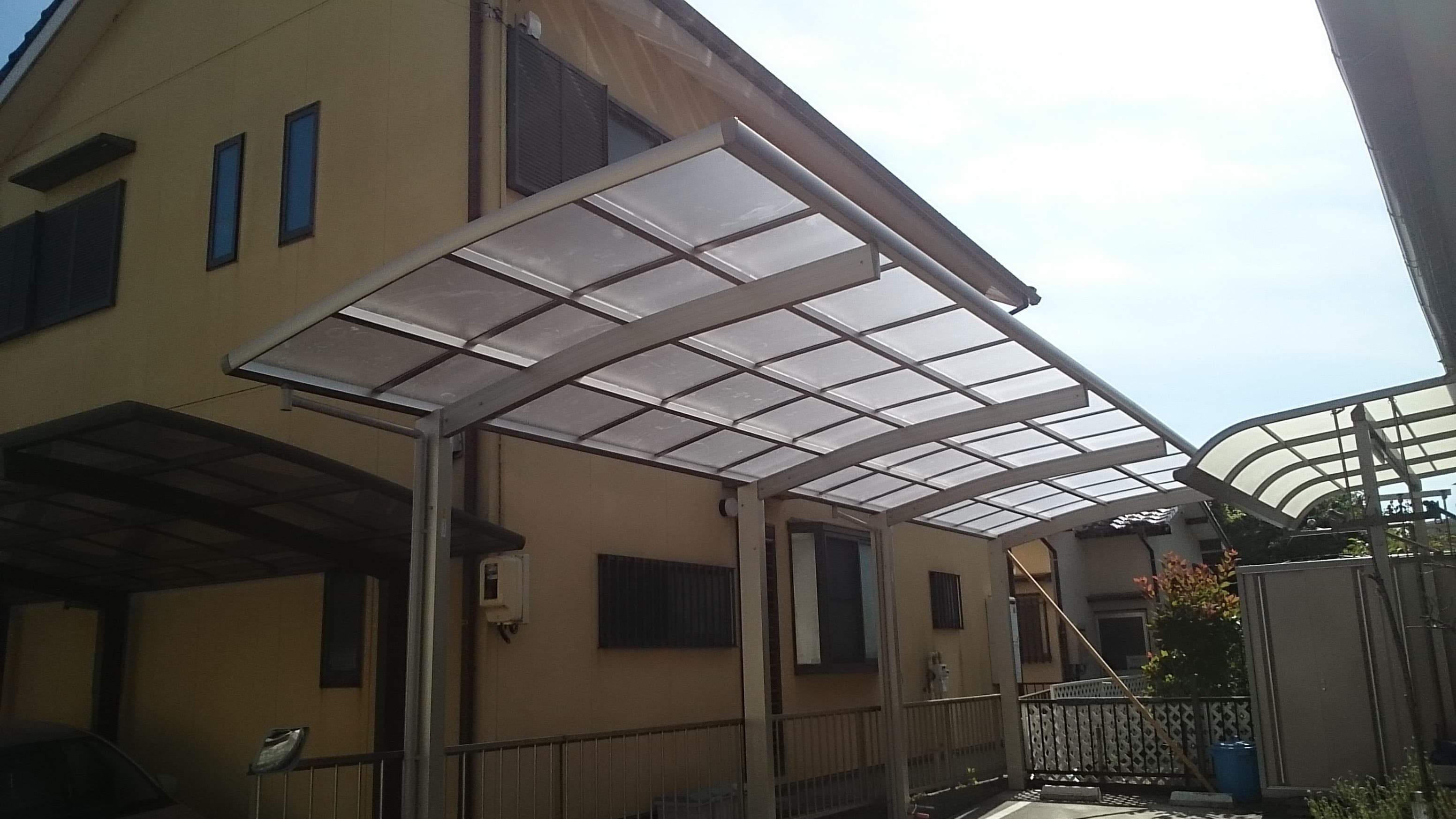 1台用カーポート新設工事 | いなべ市のエクステリア工事ならイズ美