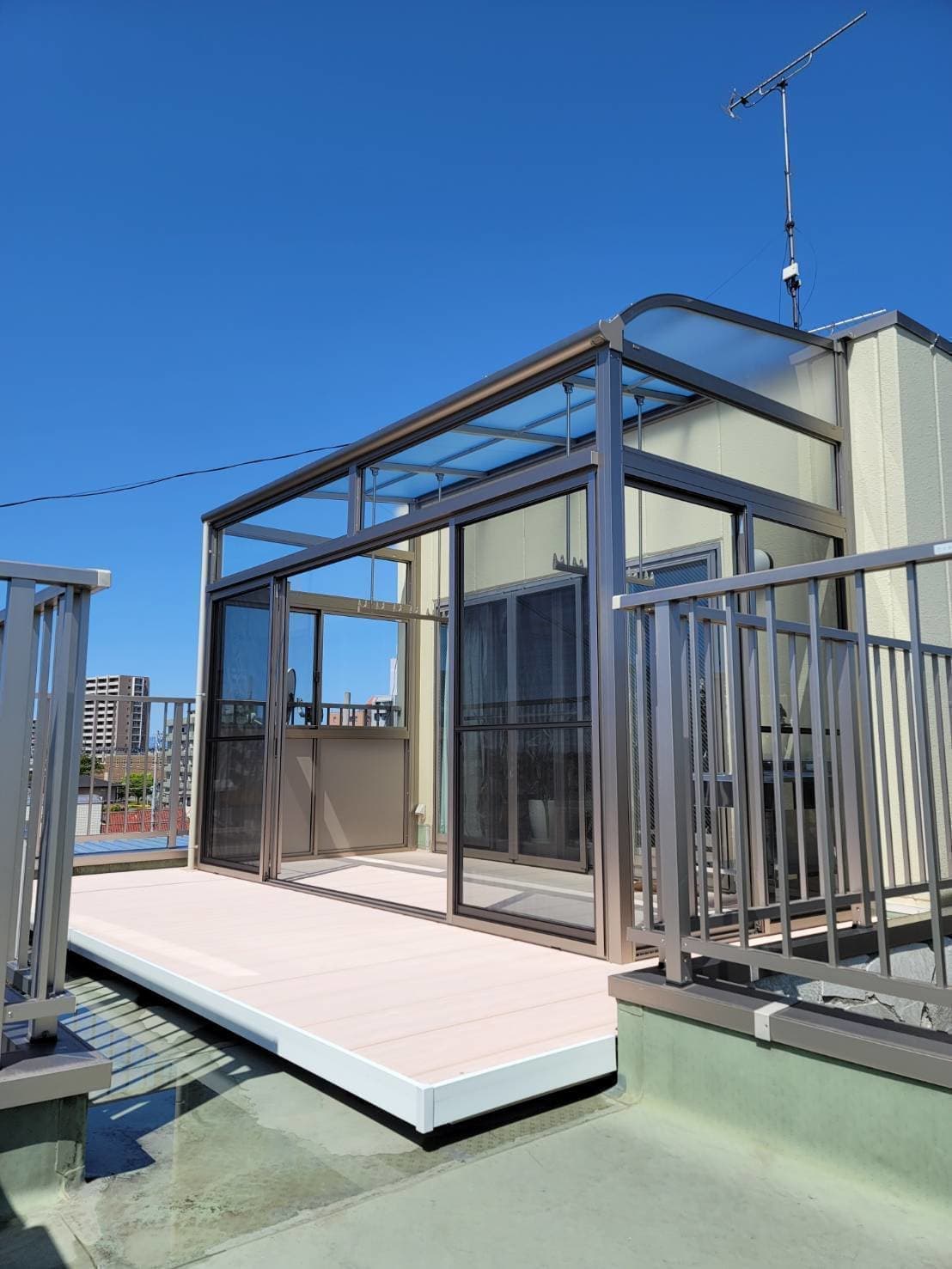 サンルーム新設 | いなべ市のエクステリア工事ならイズ美