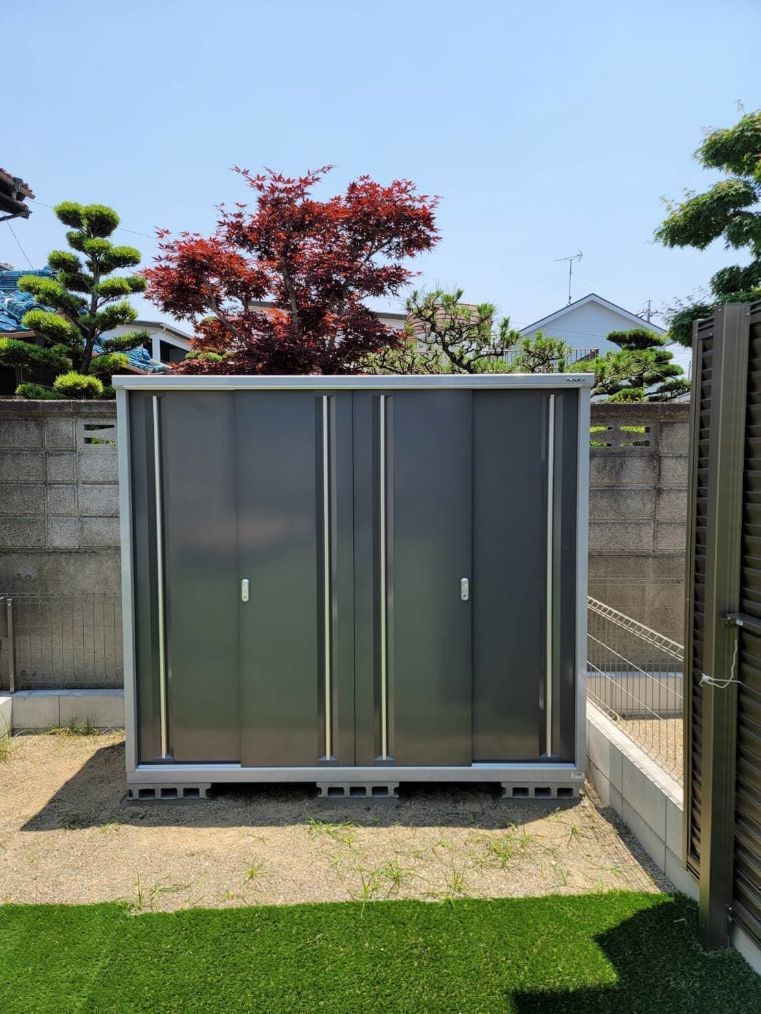 物置設置 | いなべ市のエクステリア工事ならイズ美