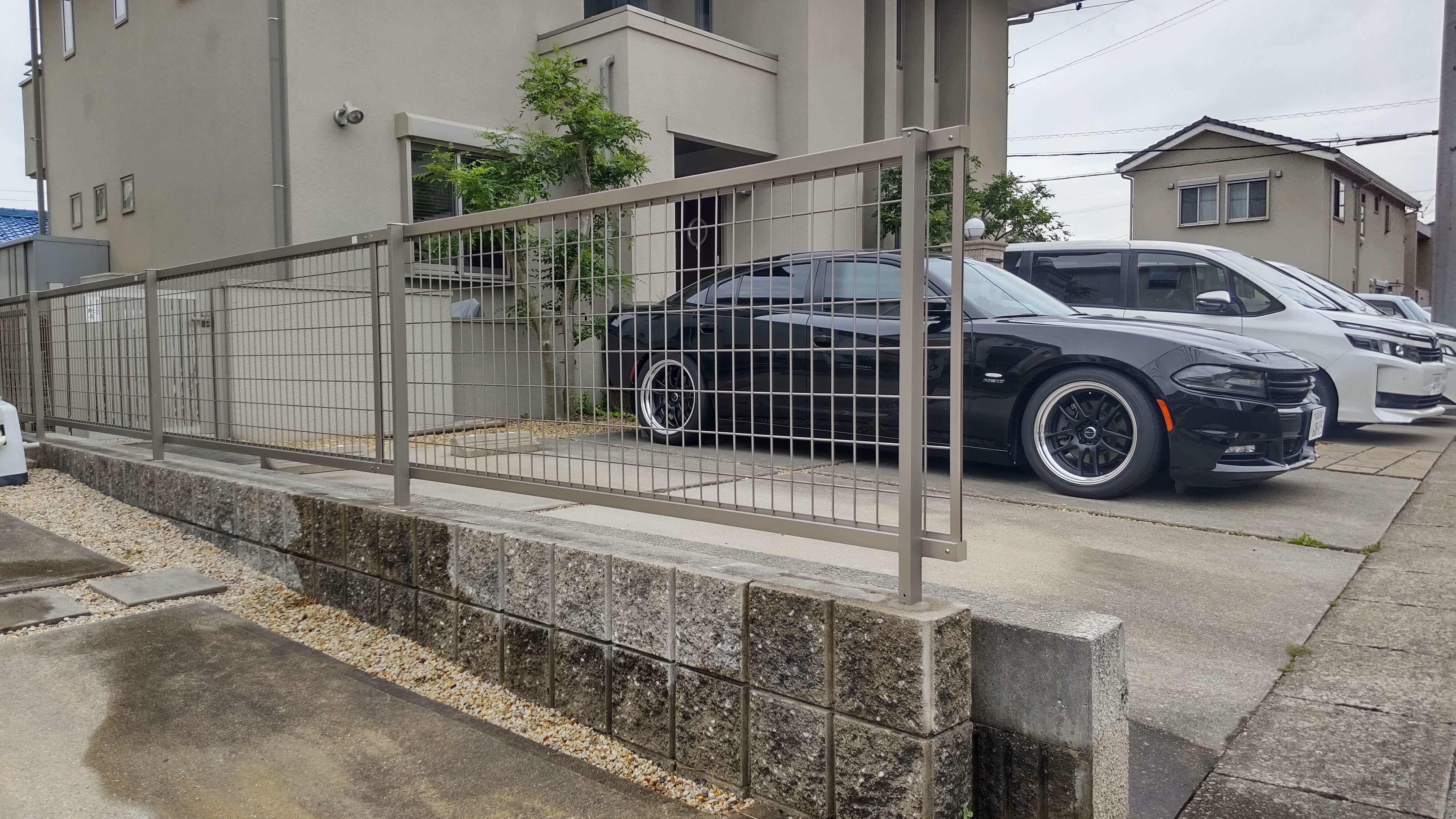 フェンス新設 いなべ市 | いなべ市でエクステリア工事ならイズ美