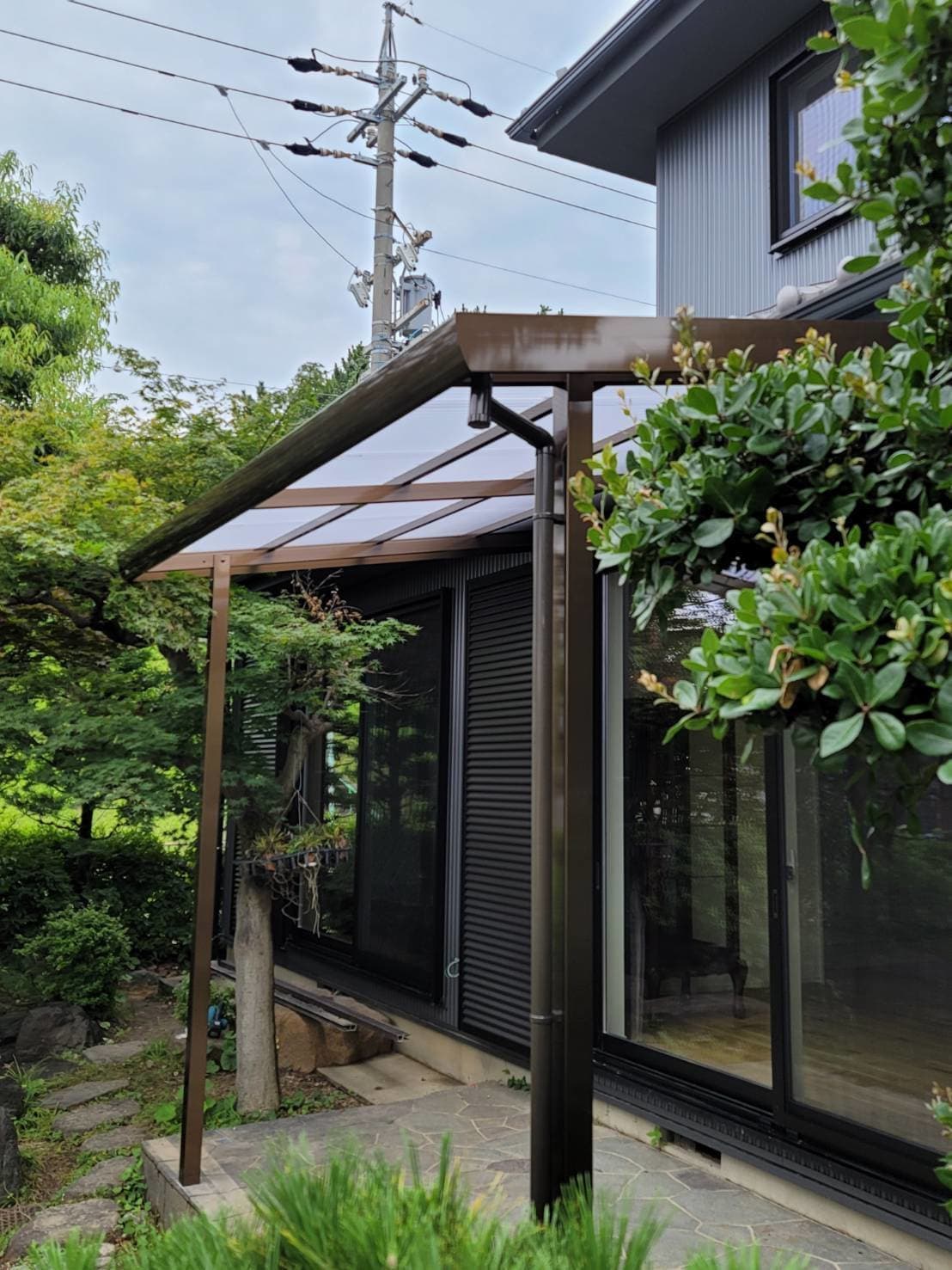 波板張替え | いなべ市のエクステリア工事ならイズ美