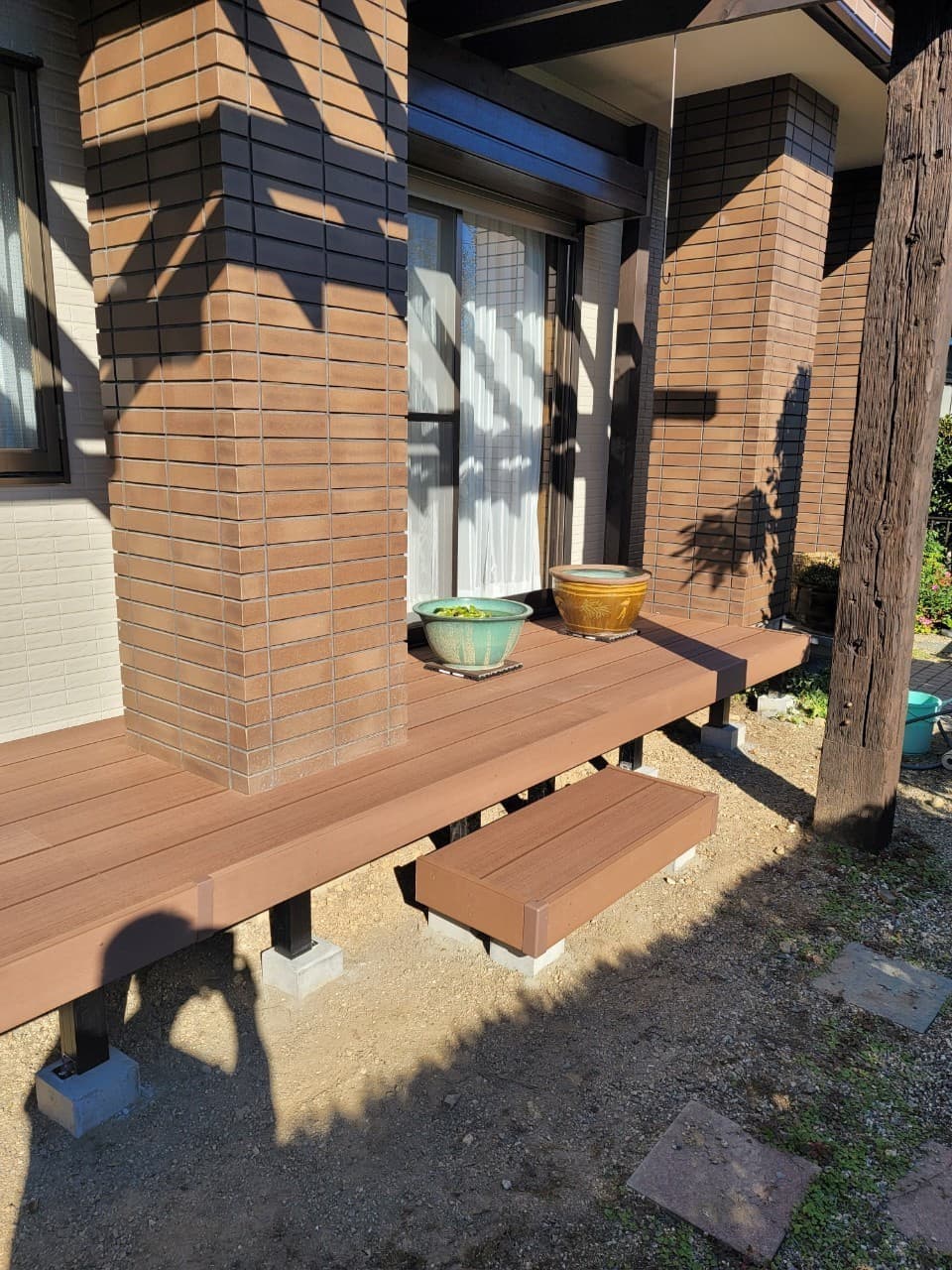 ウッドデッキ設置 | いなべ市のエクステリア工事ならイズ美