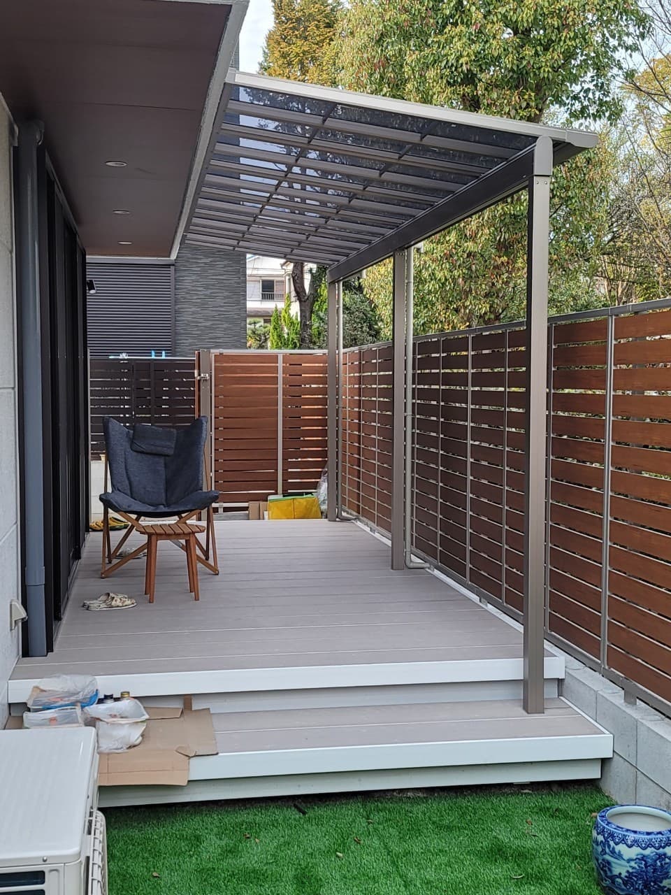 テラス工事 | いなべ市のエクステリア工事ならイズ美